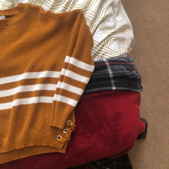 Pink Republic Sweaters - Cute Yellow/Orange sweater